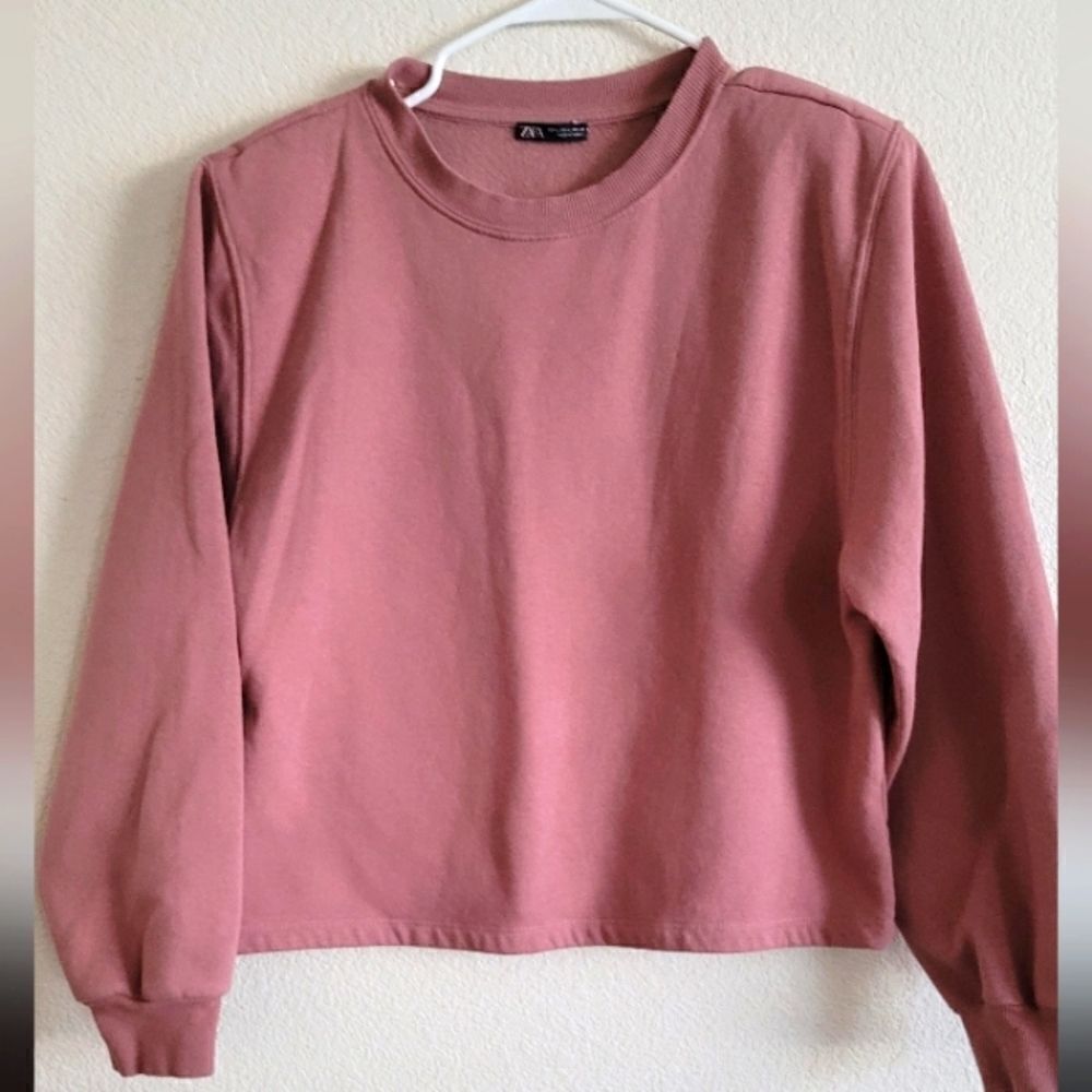Zara shoulder Pad sweater